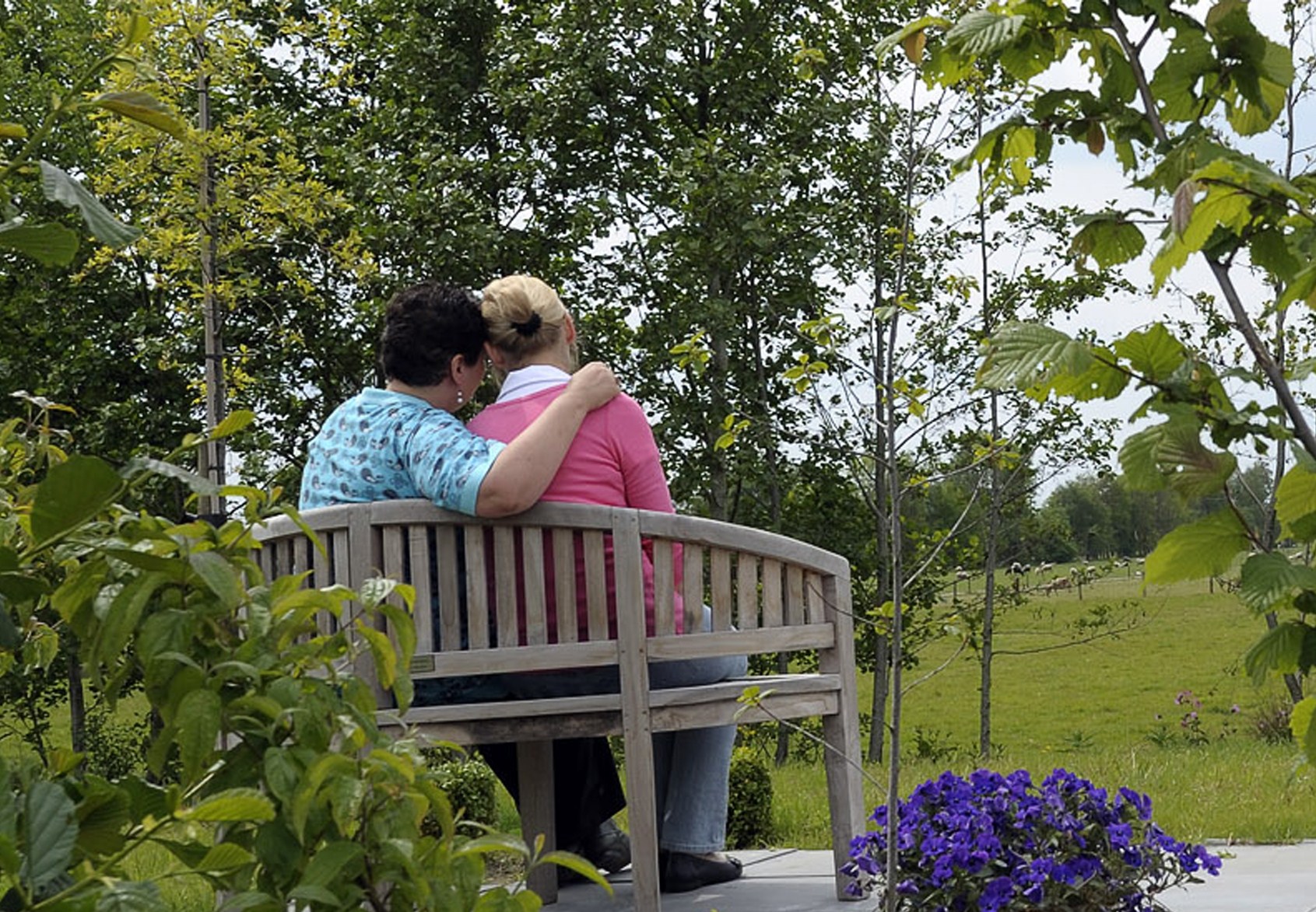 Samen zorgen we ervoor dat niemand alleen hoeft te sterven.