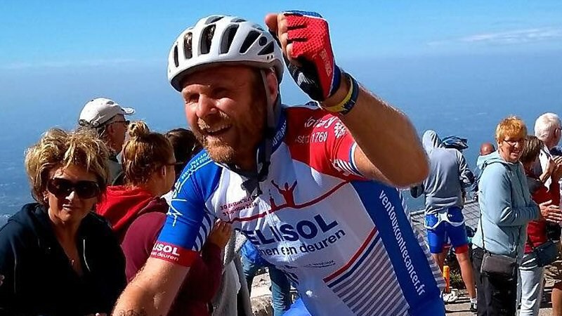 Martijn Berkhout gaat in het hoogste verzet de Mont Ventoux op om geld in te zamelen voor Hospice Schagen. 